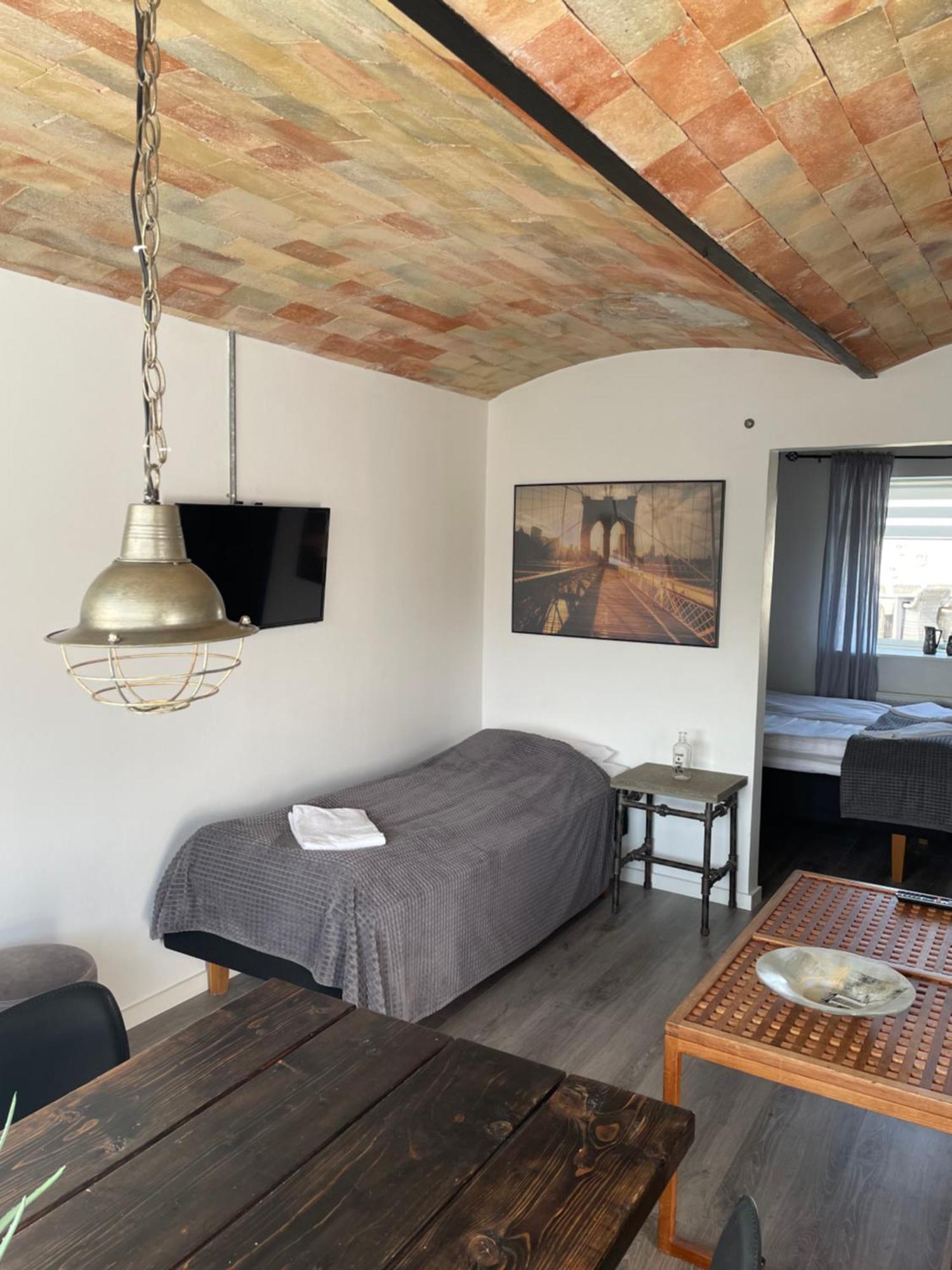 Motel Hune Apartments Блокхус Екстериор снимка
