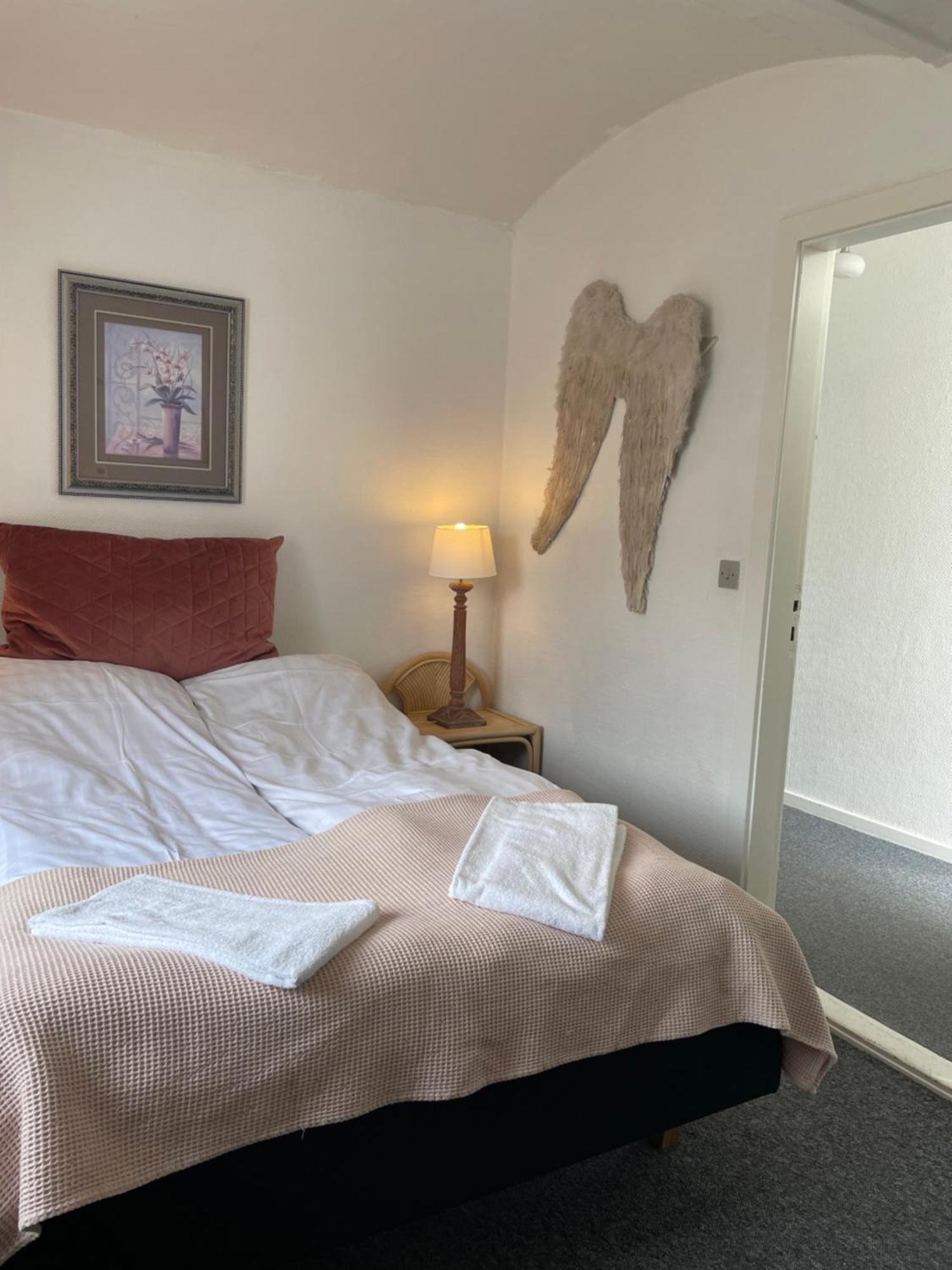 Motel Hune Apartments Блокхус Екстериор снимка