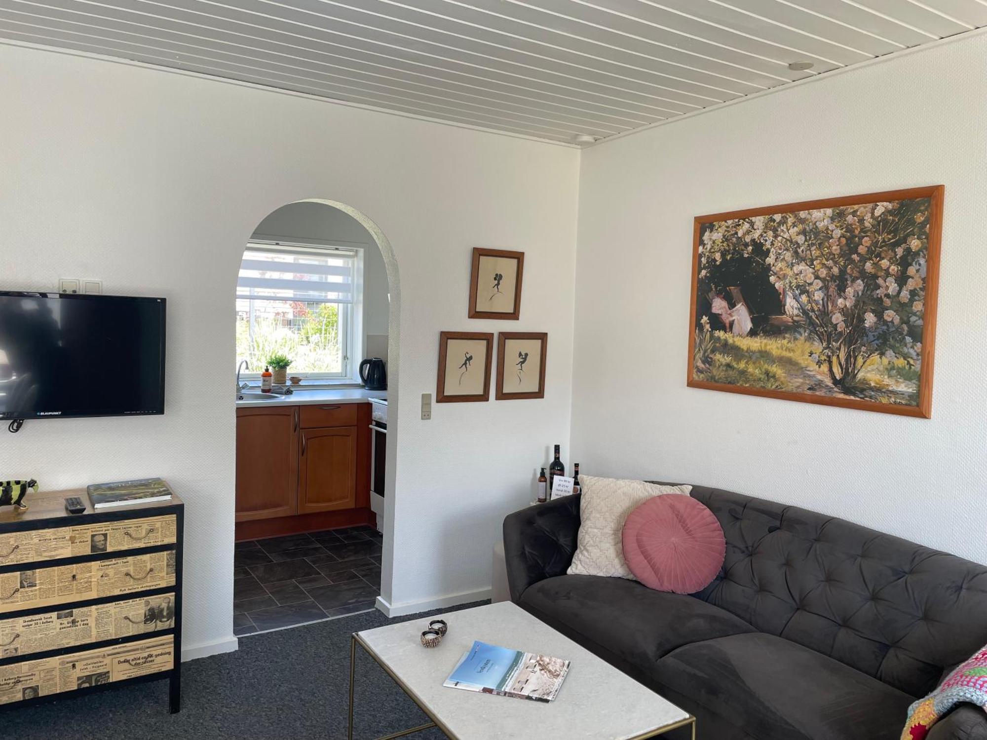 Motel Hune Apartments Блокхус Екстериор снимка